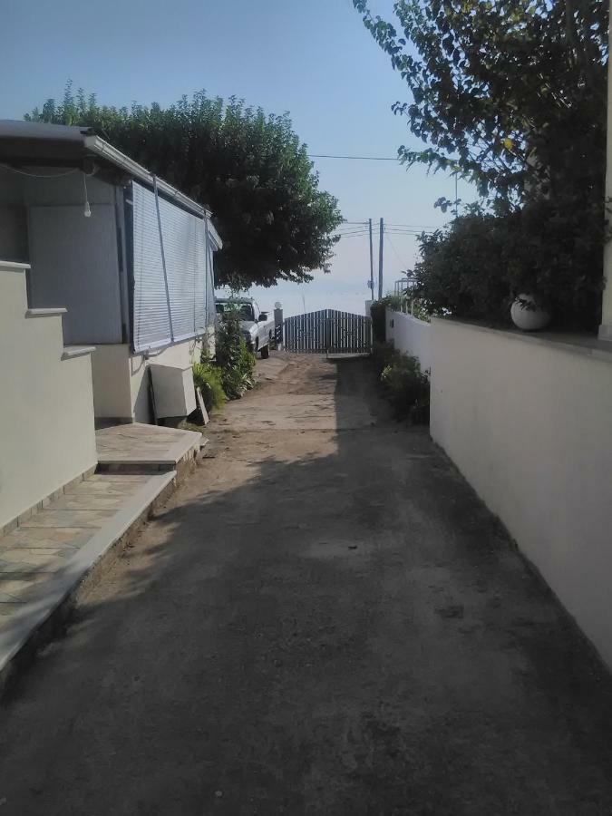 Papadogiannopoulos House Aigio Exterior photo